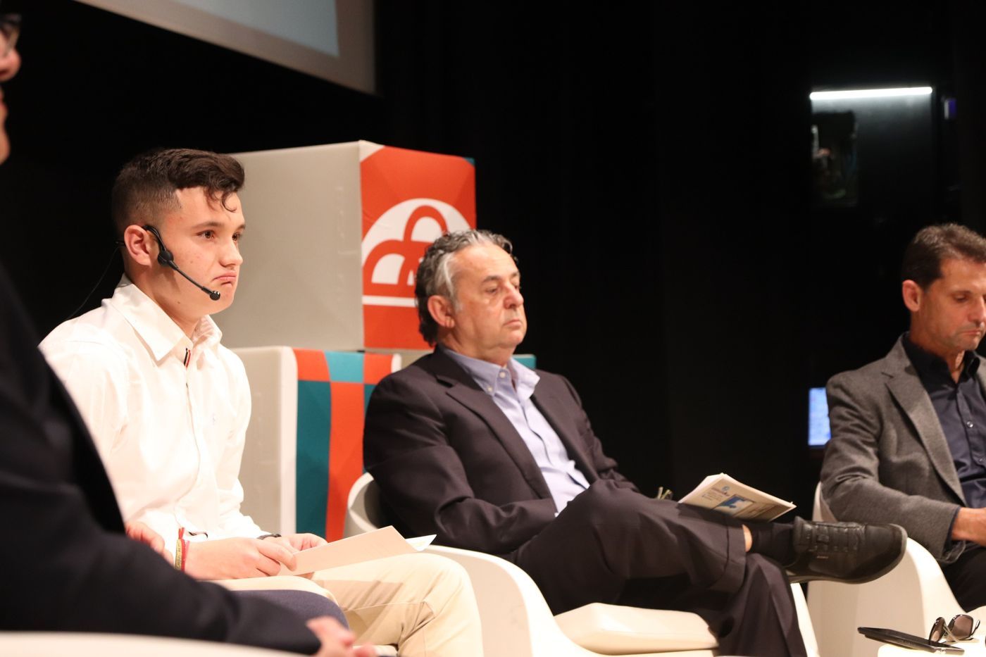 Con parte de los ponentes sobre el escenario