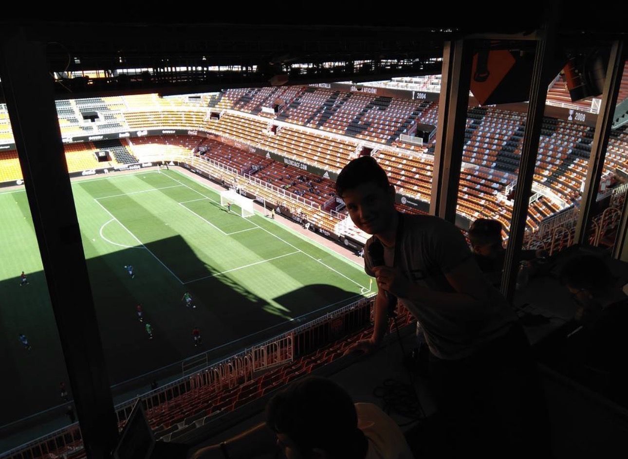 Narrando desde la cabina de Mestalla